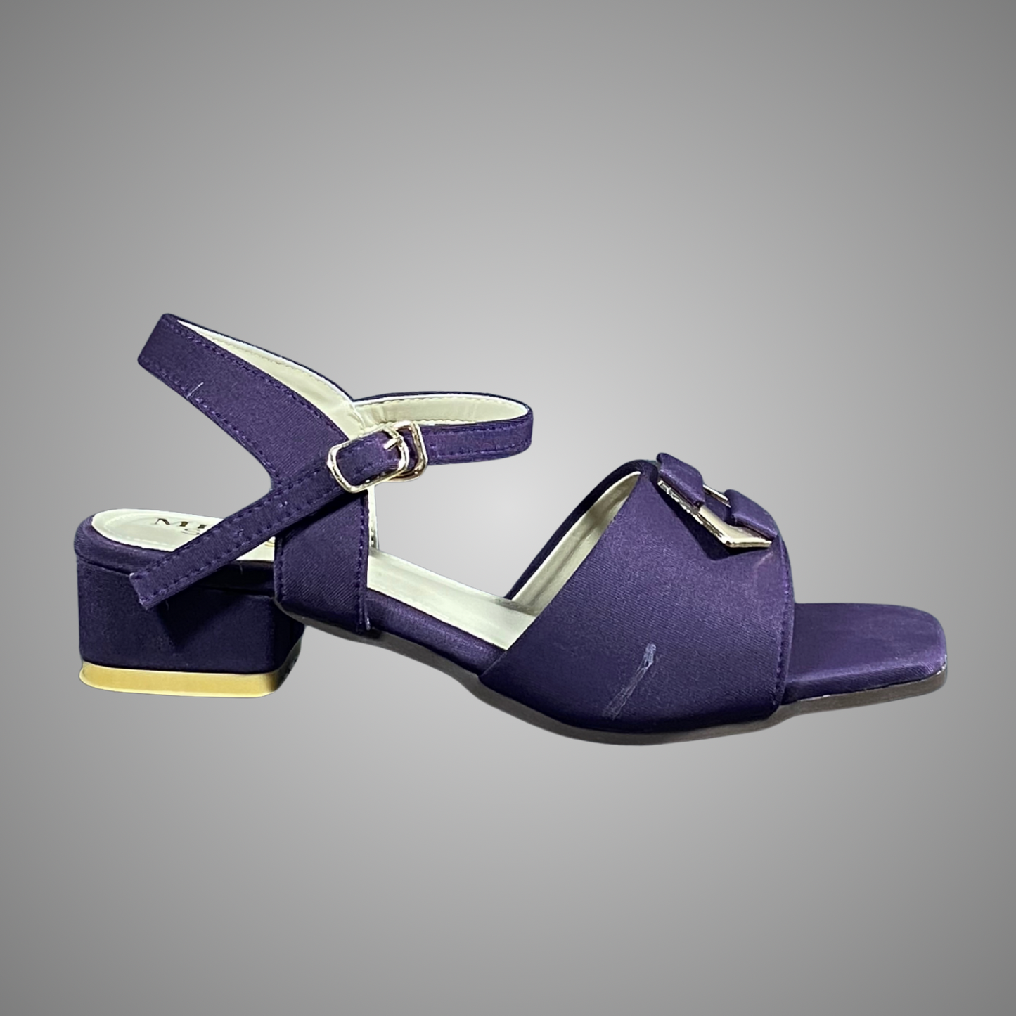 Block Heel Sandals with Buckle Strap