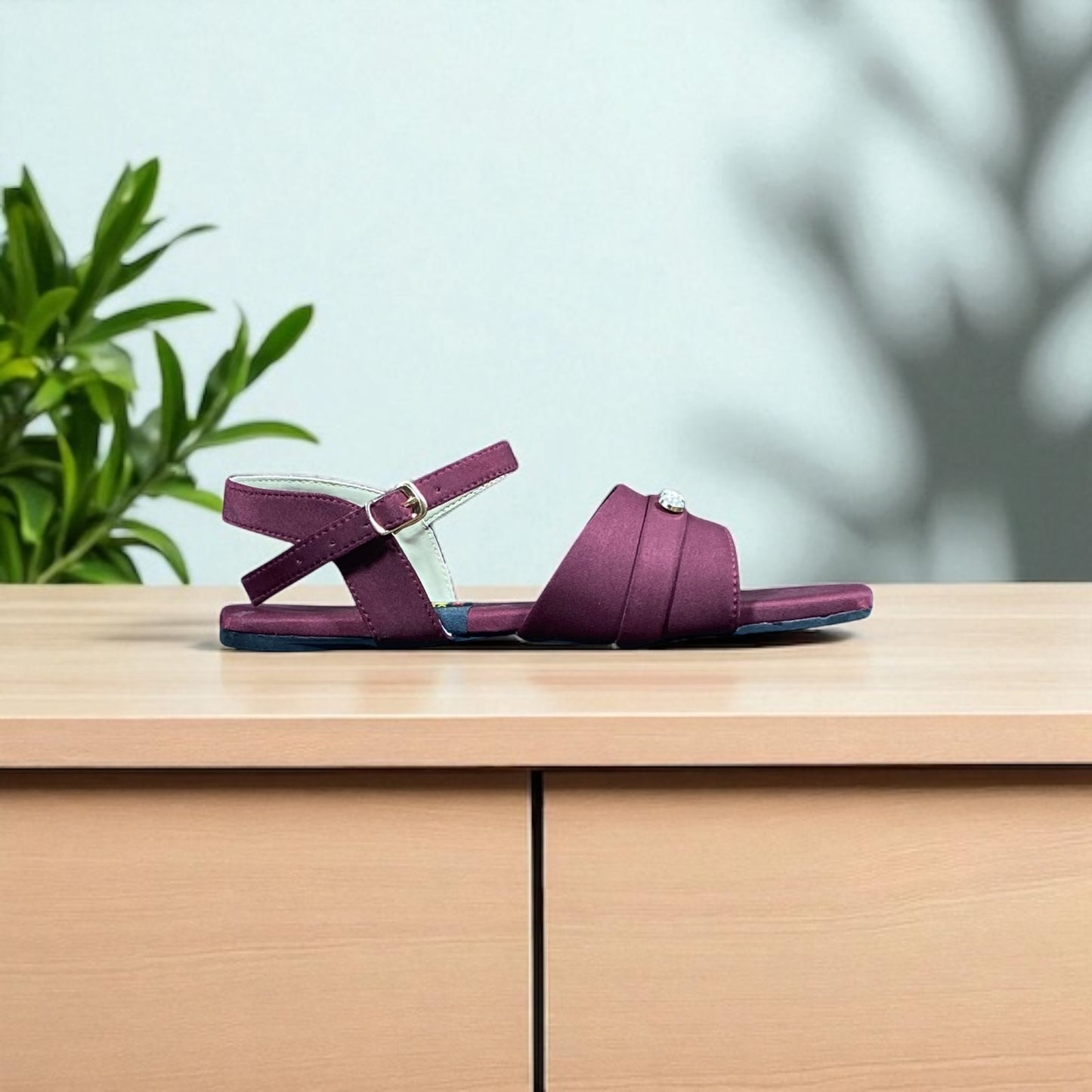 Flat Sandals with Buckle Strap