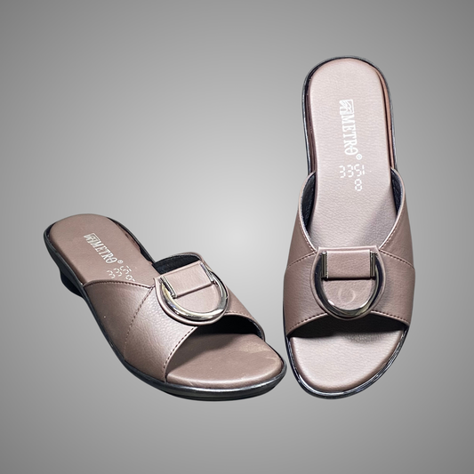 Flat Casual Chappal with Buckle Design